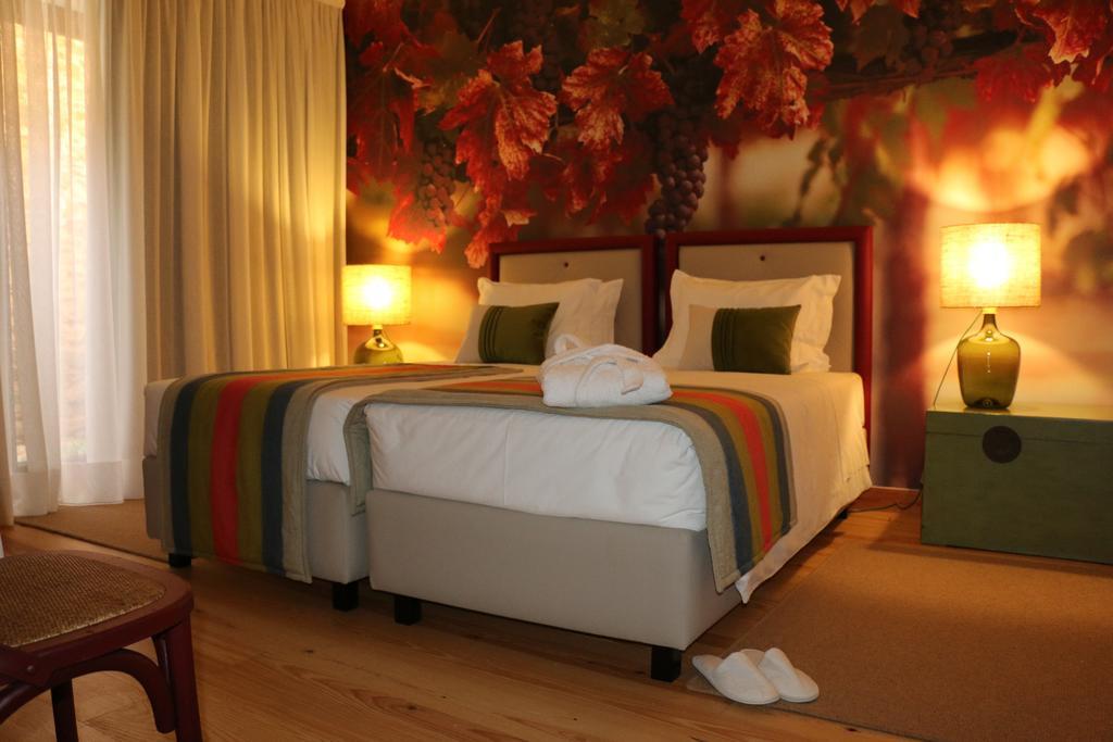 Casa De Baixo - Nature Hotel Alvoco das Varzeas Bagian luar foto