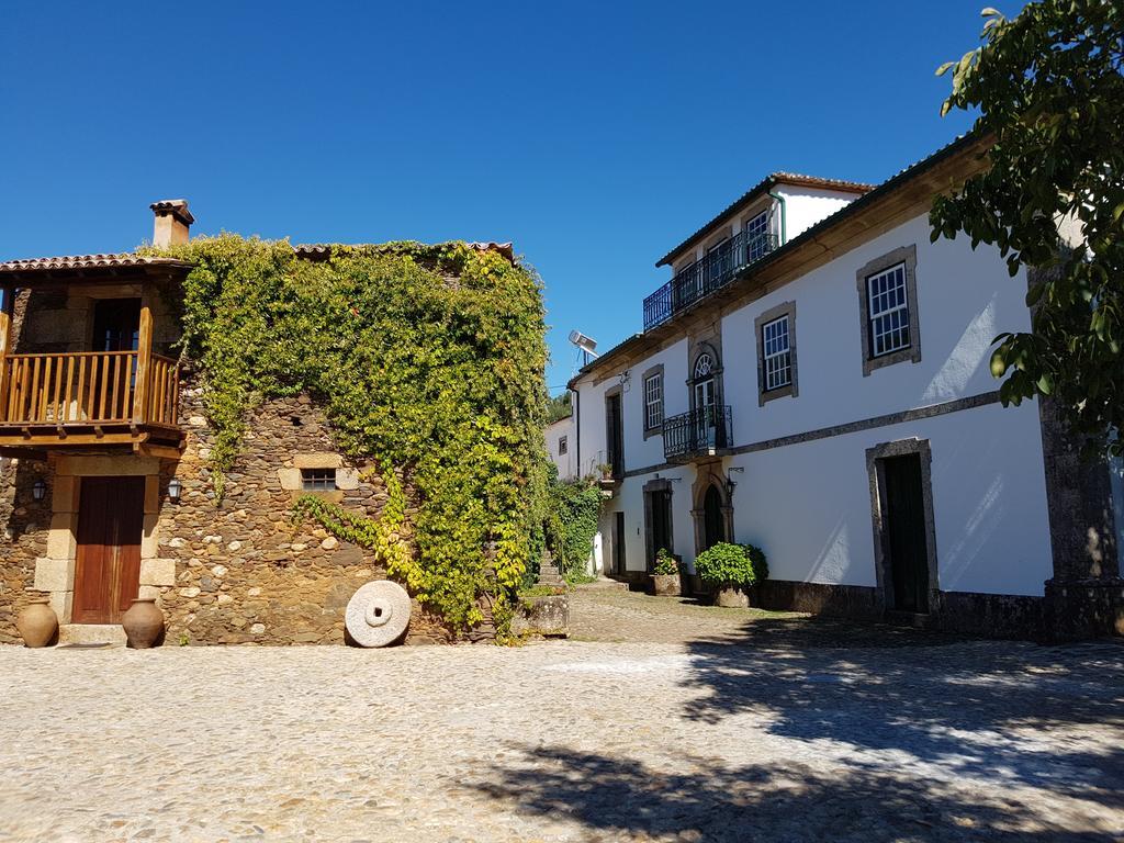 Casa De Baixo - Nature Hotel Alvoco das Varzeas Bagian luar foto